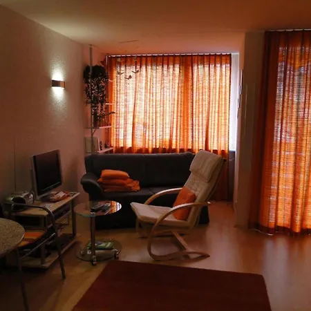 Apartament Alb In *